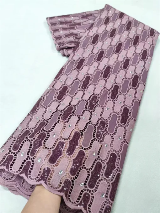 Vente Chaude Tissu en Dentelle Nigériane en Chiffon Cordonné 2024, Dentelle de Haute Qualité avec Pierres Blanches, Tissus Africains de Luxe, 5 Mètres pour Robe. – Image 4