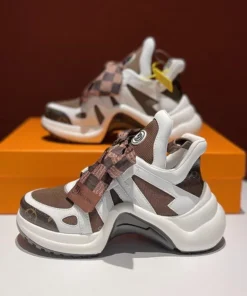 Trendy Women Sneakers Designer Shoes Fashion Height Increasing Platform Trainers New Female Walking Jogging Sports Running Shoes