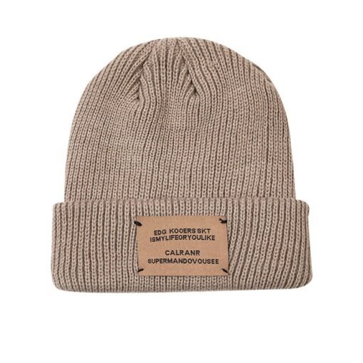Chapeau tricoté en laine qui montre votre visage – Image 8
