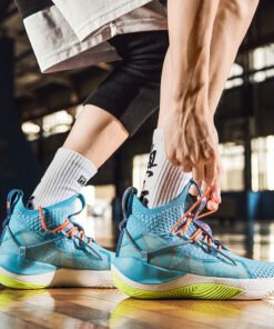 Alternative view of Chaussures de basket-ball
